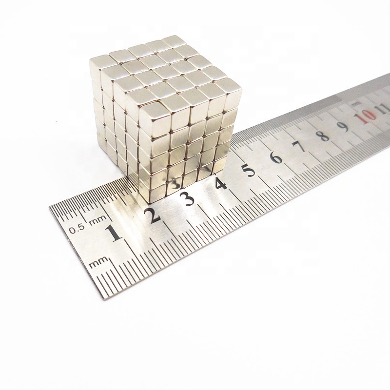 磁鐵能吸住銀嗎（銀能被磁鐵吸起來(lái)嗎）